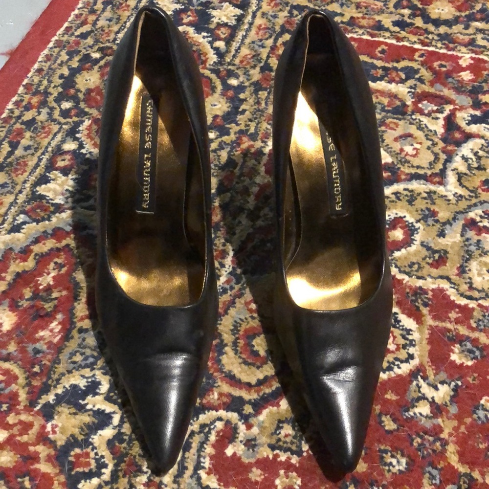 Chinese Laundry black pumps/heels